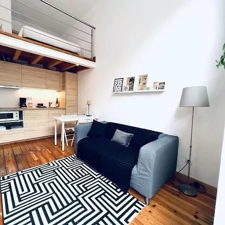Апартаменты Lovely Mezzanino Close To Lx Factory
